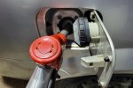 Қирғизистон тақчиллик хавфи сабаб нефть, бензин ва дизель экспортини тақиқлади