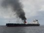 Қатар яқинида юк кемаси номаълум снаряд билан урилди