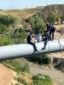 Самарқандда ўзини баландликдан ташламоқчи бўлган аёл қутқариб қолинди