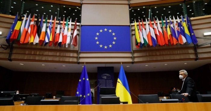 Европа Иттифоқи етакчилари Украина бўйича янги келишув вариантини ишлаб чиқишни режалаштирмоқда