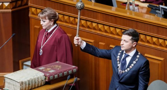 Deputat rus tilida gapirgan prezidentni keskin tanqid qildi, ammo... (video)