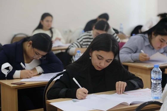 Математика ҳамда рус тили ва адабиёт фанларидан миллий сертификат имтиҳони бўлиб ўтди