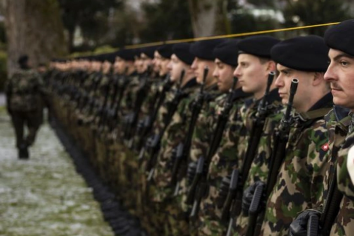 Швейцария армиясининг фақат учдан бир қисми тўлиқ қуролланган ва жиҳозланган