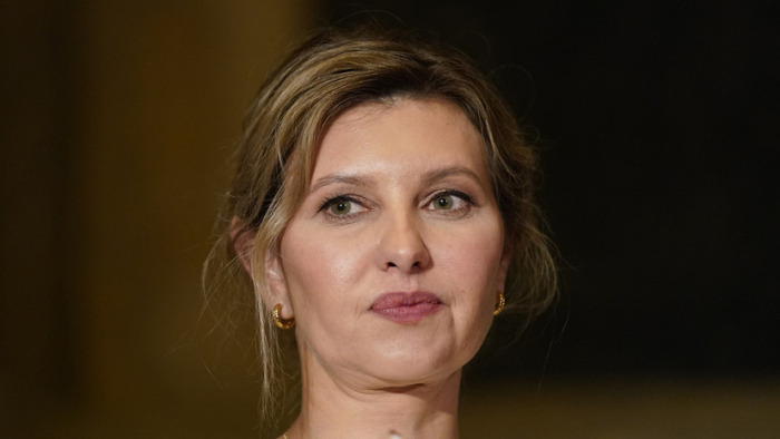 Зеленскийнинг рафиқаси Ғарбни фаолликка чақирмоқда Зеленскийнинг рафиқаси Ғарбни фаолликка чақирмоқда