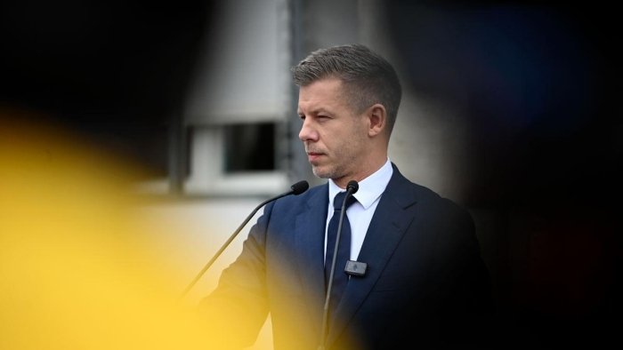 Vengriya Ukrainaga €6,6 mlrd harbiy yordam ajratish bo‘yicha vetoni bekor qildi