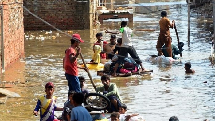 Pokistonda toshqinlar oqibatida 1002 kishi halok bo‘ldi
