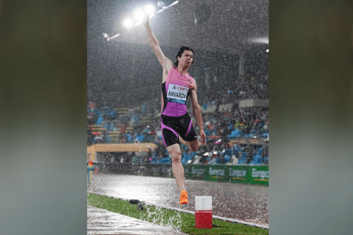 Анвар Анваров Бриллиант лигада олтин медални қўлга киритди