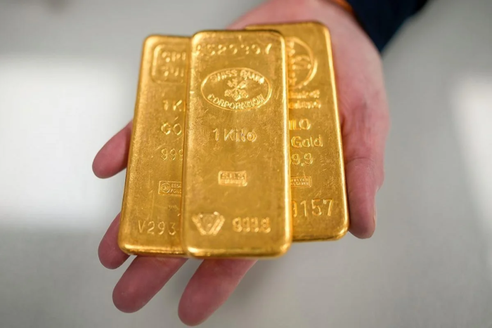 Oltin narxi 4200 dollardan pastga tushdi