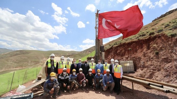 Turkiyada taxminiy qiymati 1,7 milliard dollarlik oltin koni topildi