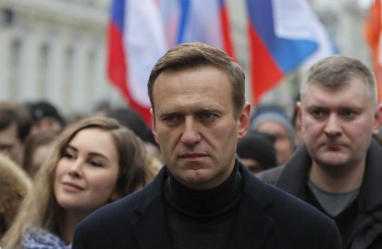 Germaniyalik shifokorlar: Navalniy uzoq vaqt davolanishi mumkin 