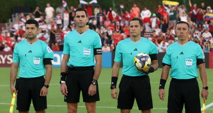 Ўзбекистонлик ҳакамлар Франция ўйинида ишлайди