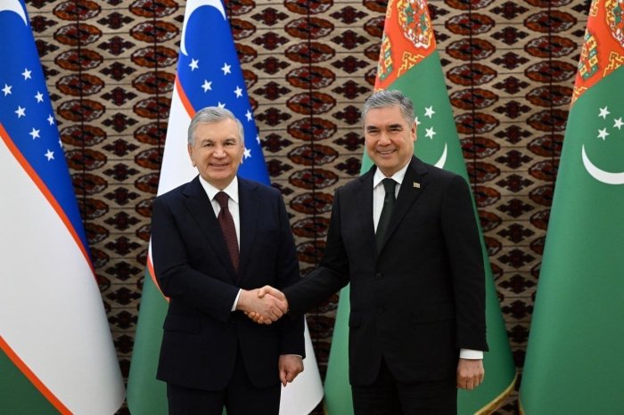 Shavkat Mirziyoyev Gurbanguli Berdimuhamedov bilan uchrashdi
