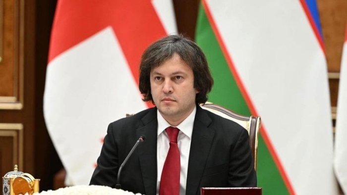 Ayol sikilgan Prezervativdan DIY qin