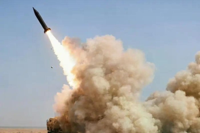 АҚШ Эронга қарши энг замонавий ракеталарини синовдан ўтказмоқда