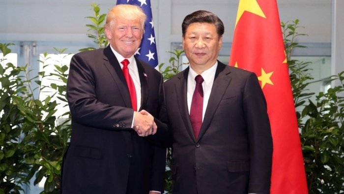 Трамп Хитойнинг жавобига жавоб бериш билан таҳдид қилмоқда