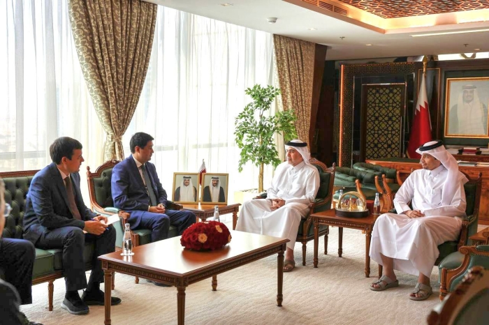 Bir mast civciv jinsiy aloqa video