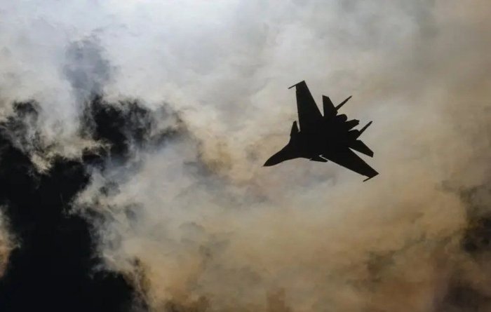 Буданов Россиянинг икки Су-30 истрибители йўқ қилинганини эълон қилди