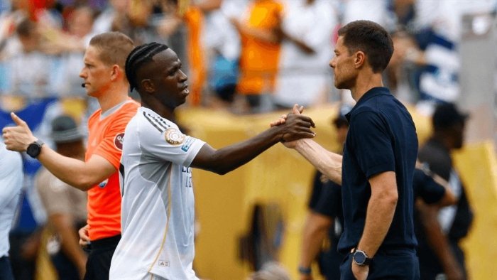 "Реал" Винисиус учун минимал нарх белгилади