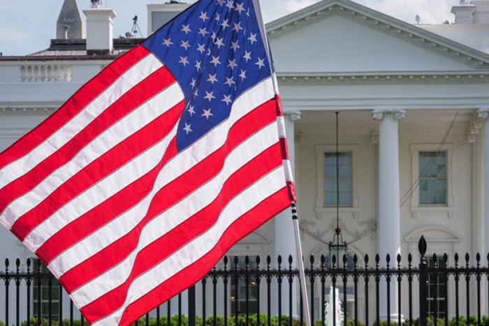 AQSh Davlat departamentining sobiq amaldori Xitoyga ma’lumotlarni oshkor qilgani uchun to‘rt yillik qamoq jazosiga hukm qilindi