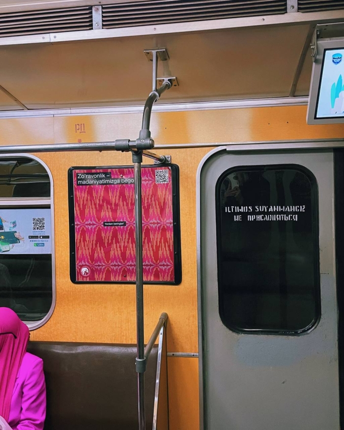 Yetuk ayol shifokor fotosuratlarni ochib beradi Ular mast ayolni tutib sikishgan