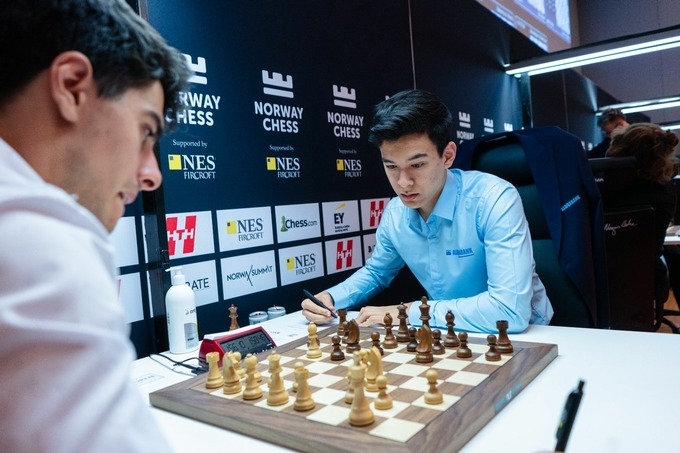 «Norway Chess». Nodirbek Abdusattorov 5-turda «durang+durang» qayd etdi