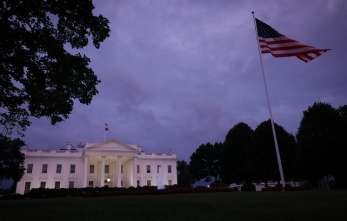 «Uni hoziroq qabul qiling, aks holda...»: AQSh Ukrainadan imkon qadar tezroq kelishuvga rozi bo‘lishni talab qilmoqda