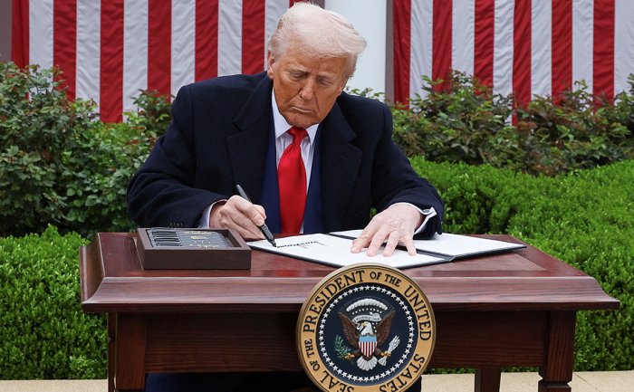 АҚШ Жанубий Африкадан савдо келишувига эришиш учун қонунларни ўзгартиришни талаб қилмоқда