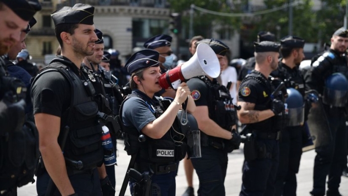 8 iyul kuni Fransiyada 6 mingga yaqin odam polisiya zo‘ravonligiga qarshi namoyishga chiqdi