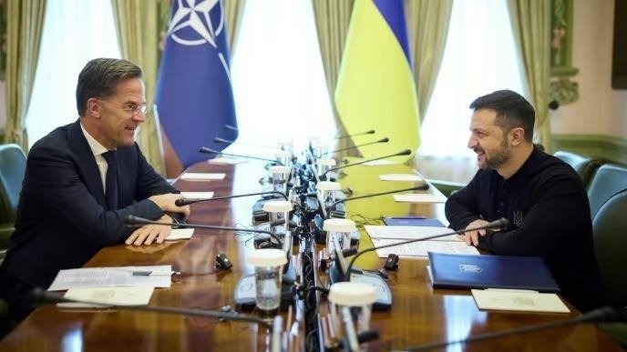 Ukraina Prezidenti NATOning yangi bosh kotibining Kiyevga tashrifi muhimligini qayd etdi