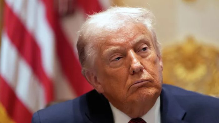 Трамп: "Украинада президентлик сайловларини ўтказиш вақти келди"