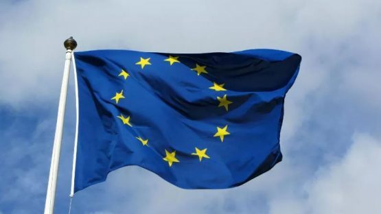 Европа комиссияси Украинага Европа Иттифоқига номзод мақомини беришни тавсия қилмоқчи