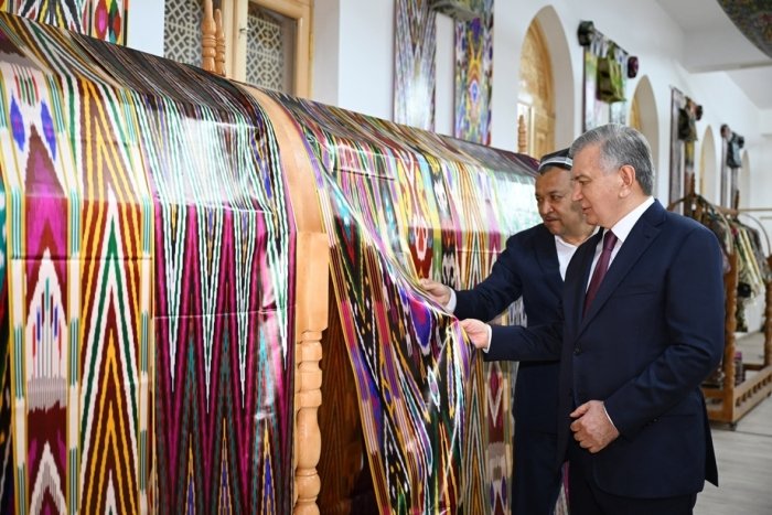 Президент Марғилондаги 1,7 трлн сўмлик мажмуани бориб кўрди