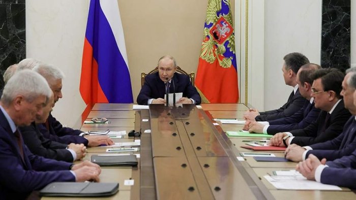 Путин Украинанинг Туапсега берган зарбасини "террорчилик ҳужуми" деб атади