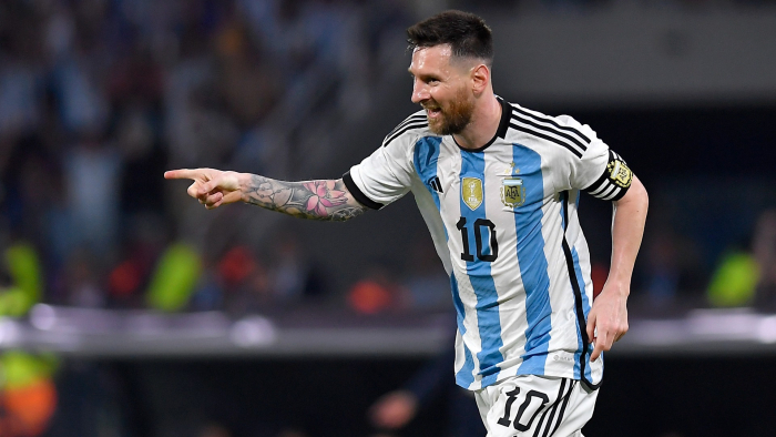 Messi: «Futbolda erishgan barcha narsam uchun Xudoga shukrona aytaman»