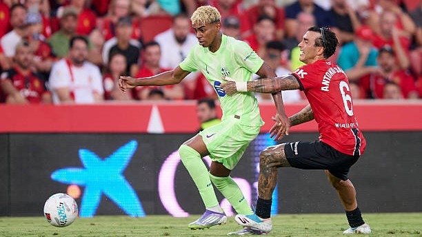 "Барселона" Ла Лигани йирик ҳисобдаги ғалаба билан бошлади