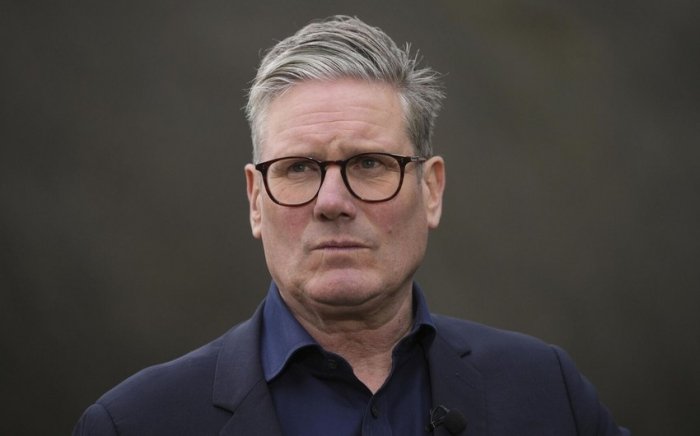 Starmer Trampga qarshi chiqdi: "Ukrainadagi urushning davom etishida Zelenskiy aybdor emas" Starmer Trampga qarshi chiqdi: "Ukrainadagi urushning davom etishida Zelenskiy aybdor emas"