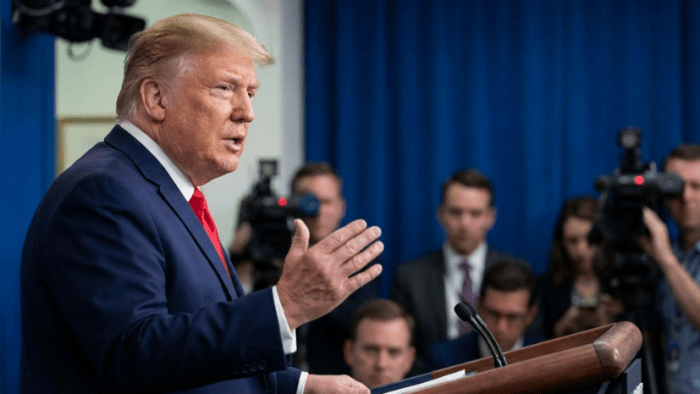 Трамп Хитойга ташрифи ва Си Цзиньпин билан учрашуви қолдирилганини маълум қилди