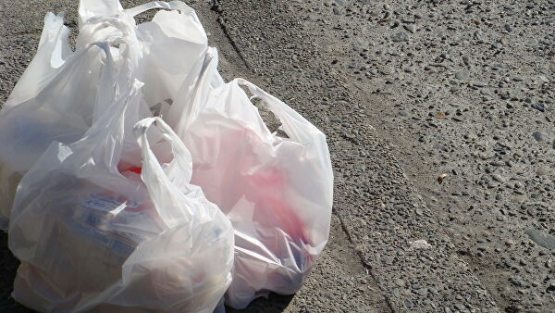 Yaponiyada dengiz suvida parchalanadigan plastik paketlar ishlab chiqariladi