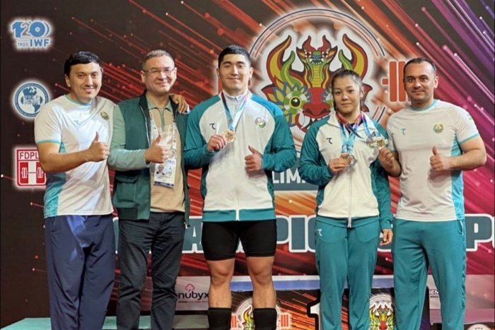Og‘ir atletikachilarimiz jahon chempionatida yana to‘rt medalni qo‘lga kiritishdi Og‘ir atletikachilarimiz jahon chempionatida yana to‘rt medalni qo‘lga kiritishdi