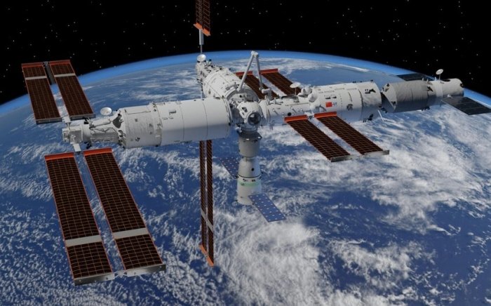 Koinot chiqindilari Xitoyning orbital stansiyasiga zarar yetkazdi