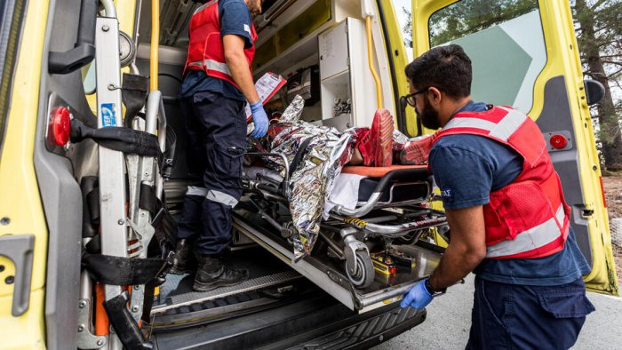 Кипрдаги касалхонада британиялик сайёҳ юрагидан "айрилди"