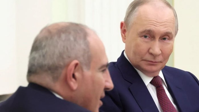 Пашинян Москвага бормайди