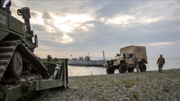 Россия чегаралари яқинида хорижий ҳарбий қисмлар кўпайгани ортидан НАТОга огоҳлантириш юборди