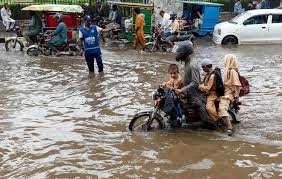 Pokistonda musson yomg‘irlari qurbonlari soni 300 nafarga yetdi