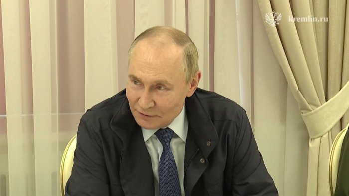 Владимир Путин кеча Курск вилоятида бўлди Владимир Путин кеча Курск вилоятида бўлди