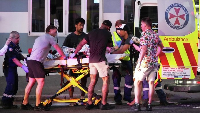 Берлиндаги намойишларда тартибсизликлар оқибатида саккиз нафар полициячи жароҳатланди