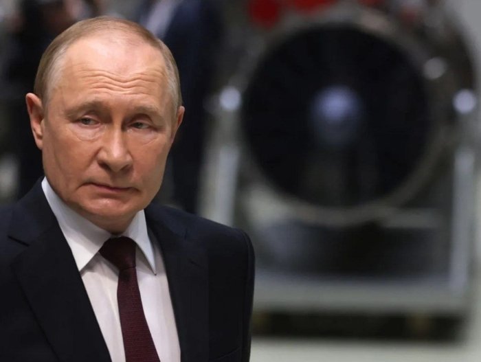 Россияда Путиннинг рейтинги тобора пасаймоқда