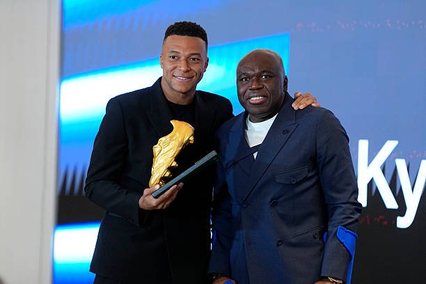 Mbappening otasi Zidanning Fransiya terma jamoasiga kelishi haqida gapirdi