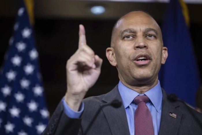 AQSh Vakillar palatasi: "Qo‘shma Shtatlar hokimiyat o‘zgarishiga muhtoj"