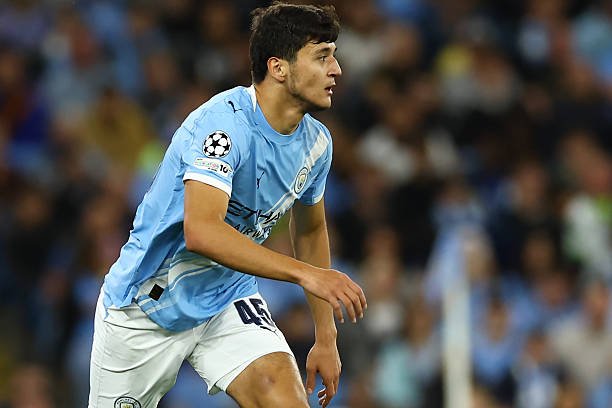 Husanov nega "Bornmut"ga qarshi o‘yinda qaydnomaga kiritilmadi?